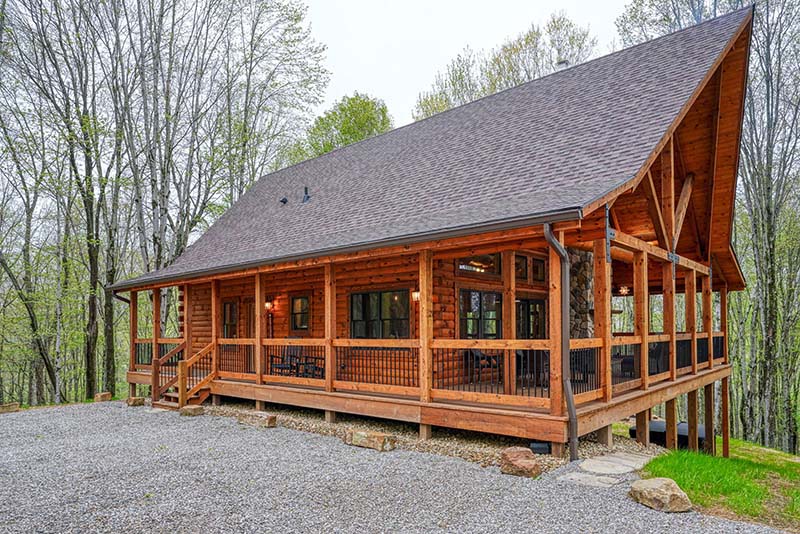 wrap around deck on the side of forest hill cabin in hocking hills